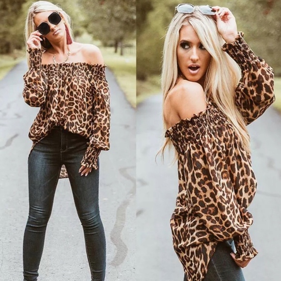 AMBER Off Shoulder Leopard Top - Picture 4 of 4